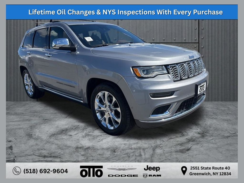 2021 Jeep Grand Cherokee Summit 4x4 in Billet Silver Metallic Clearcoat — front three-quarter view