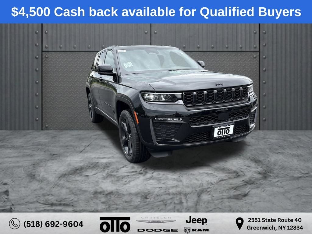 2026 Jeep Grand Cherokee GRAND CHEROKEE LIMITED 4X4 in Diamond Black Crystal Pearl-Coat Exterior Paint — front three-quarter view